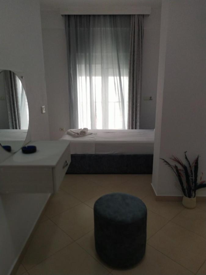 Apartments Villa Juvenito Saranda Extérieur photo